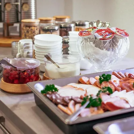 Regiohotel Wolmirstedter Hof - #autobahna2&a14 #fruehstuecksbuffet #toppreisleistung #digitalercheckin Wolmirstedt