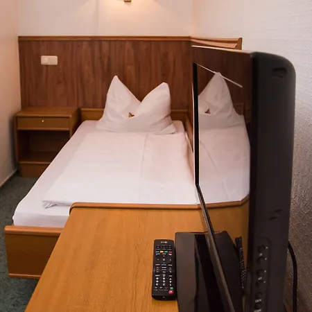 Regiohotel Wolmirstedter Hof - #autobahna2&a14 #fruehstuecksbuffet #toppreisleistung #digitalercheckin 3*