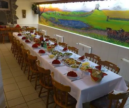 Regiohotel Wolmirstedter Hof ホテル 3*