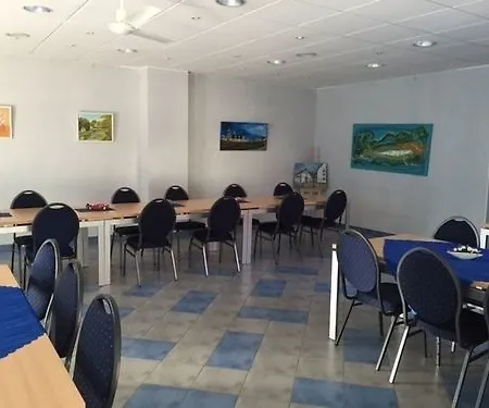 Regiohotel Wolmirstedter Hof - #autobahna2&a14 #fruehstuecksbuffet #toppreisleistung #digitalercheckin 3*