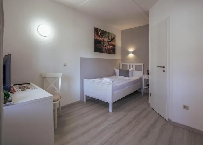 Regiohotel Wolmirstedter Hof - #autobahna2&a14 #fruehstuecksbuffet #toppreisleistung #wallbox 3* Wolmirstedt