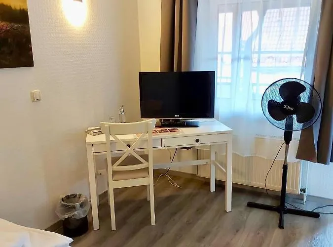 Regiohotel Wolmirstedter Hof - #autobahna2&a14 #fruehstuecksbuffet #toppreisleistung #wallbox 3* Wolmirstedt