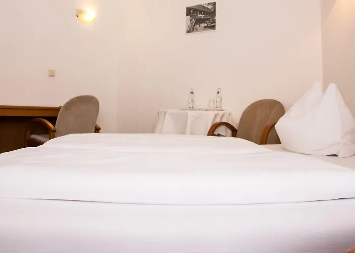 Hotel Regiohotel Wolmirstedter Hof - #autobahna2&a14 #fruehstuecksbuffet #toppreisleistung #wallbox Wolmirstedt