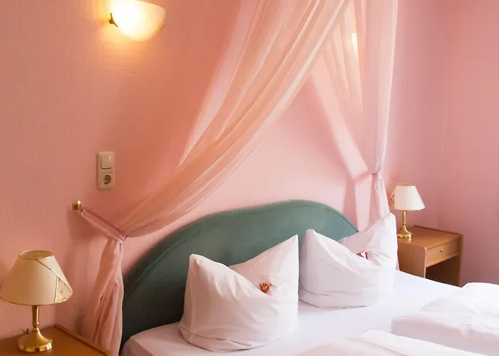 Hotel Regiohotel Wolmirstedter Hof - #autobahna2&a14 #fruehstuecksbuffet #toppreisleistung #wallbox 3*