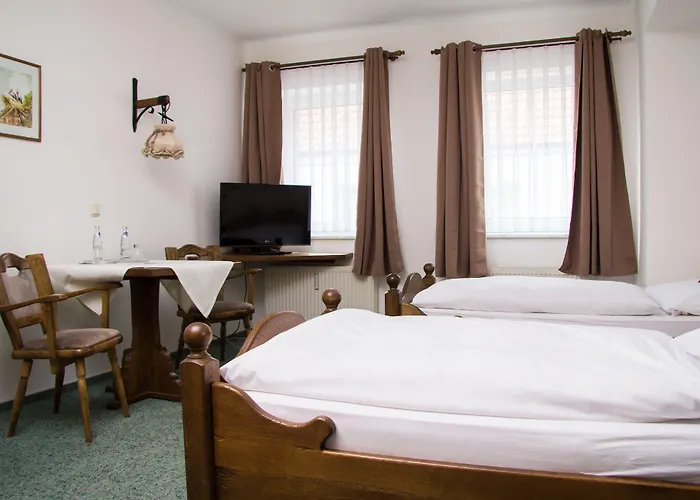 Hotel Regiohotel Wolmirstedter Hof - #autobahna2&a14 #fruehstuecksbuffet #toppreisleistung #wallbox