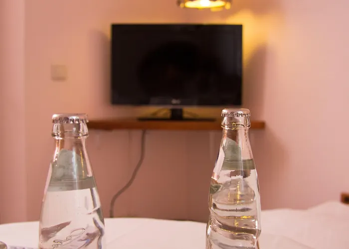 Regiohotel Wolmirstedter Hof - #autobahna2&a14 #fruehstuecksbuffet #toppreisleistung #wallbox 3*