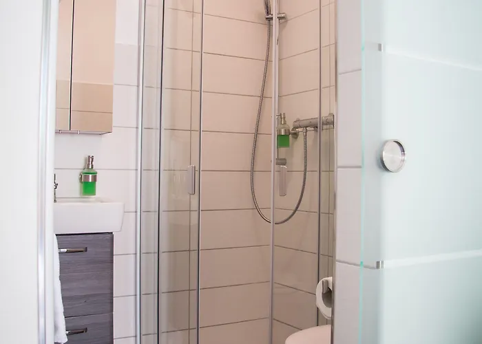 Regiohotel Wolmirstedter Hof - #autobahna2&a14 #fruehstuecksbuffet #toppreisleistung #wallbox فندق 3*