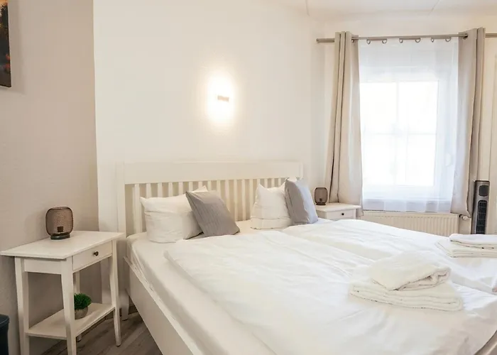 Regiohotel Wolmirstedter Hof - #autobahna2&a14 #fruehstuecksbuffet #toppreisleistung #wallbox فندق Wolmirstedt