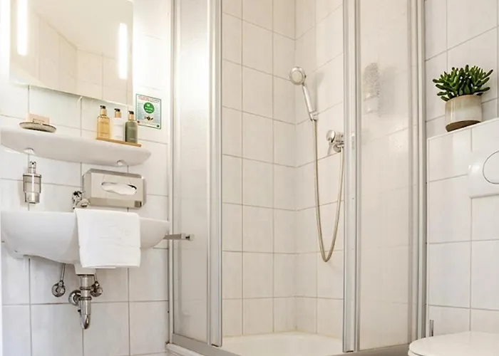 Regiohotel Wolmirstedter Hof - #autobahna2&a14 #fruehstuecksbuffet #toppreisleistung #wallbox 3* Wolmirstedt