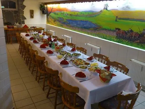 Regiohotel Wolmirstedter Hof - #autobahna2&a14 #fruehstuecksbuffet #toppreisleistung #wallbox فندق 3*