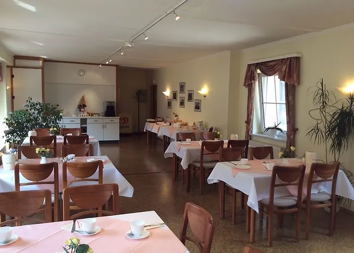 فندق Regiohotel Wolmirstedter Hof - #autobahna2&a14 #fruehstuecksbuffet #toppreisleistung #wallbox