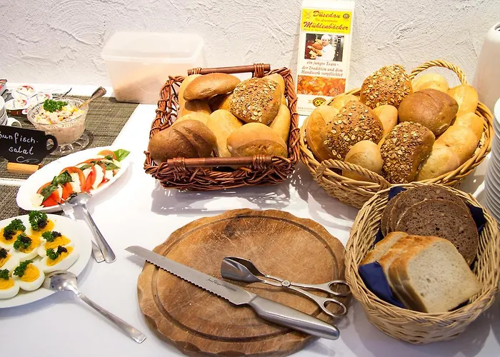 Regiohotel Wolmirstedter Hof - #autobahna2&a14 #fruehstuecksbuffet #toppreisleistung #wallbox فندق Wolmirstedt